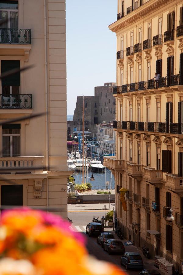 Sea Glimpse Studio - Santa Lucia Napoli Ngoại thất bức ảnh